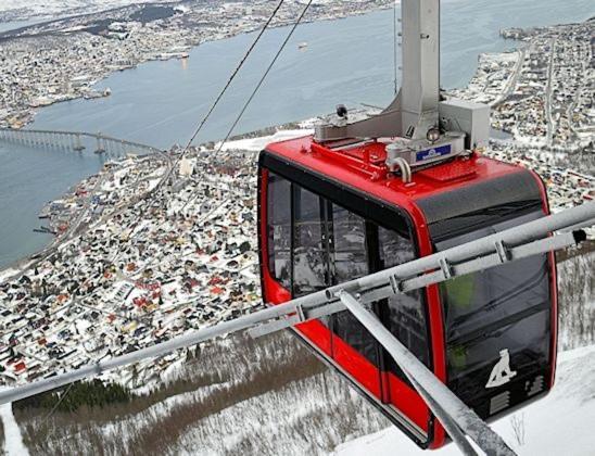 Walo Apartments Tromsdalen - Close To Cable Car And Arctic Cathedral, 10 Min By Bus To City Centre, Free Parking Tromsø Exteriör bild
